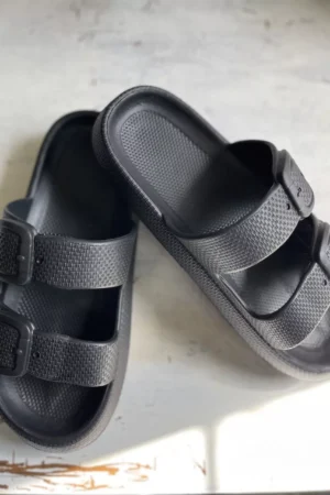 Black Cushion slides