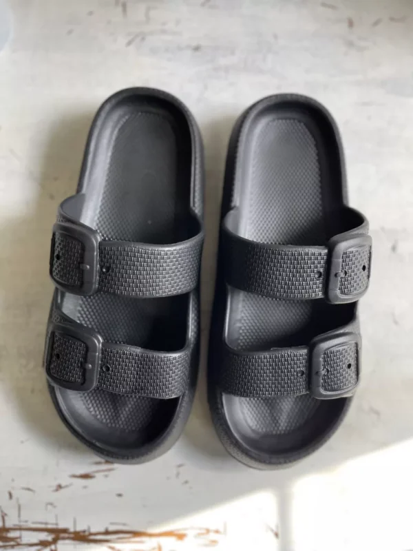 Black Cushion slides