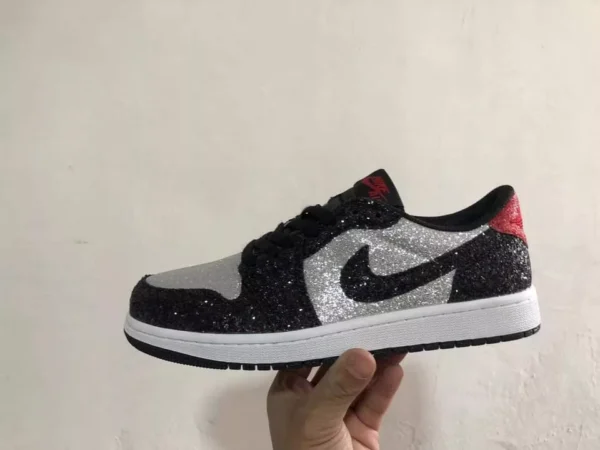 Nike Dunks Low Black Glitter