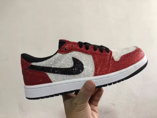 Nike Dunks Low Red Glitter